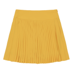 Pleated skort design with color-tipping detail
Simple waistband with a buckle point
Built-in inner shorts for comfortable movement