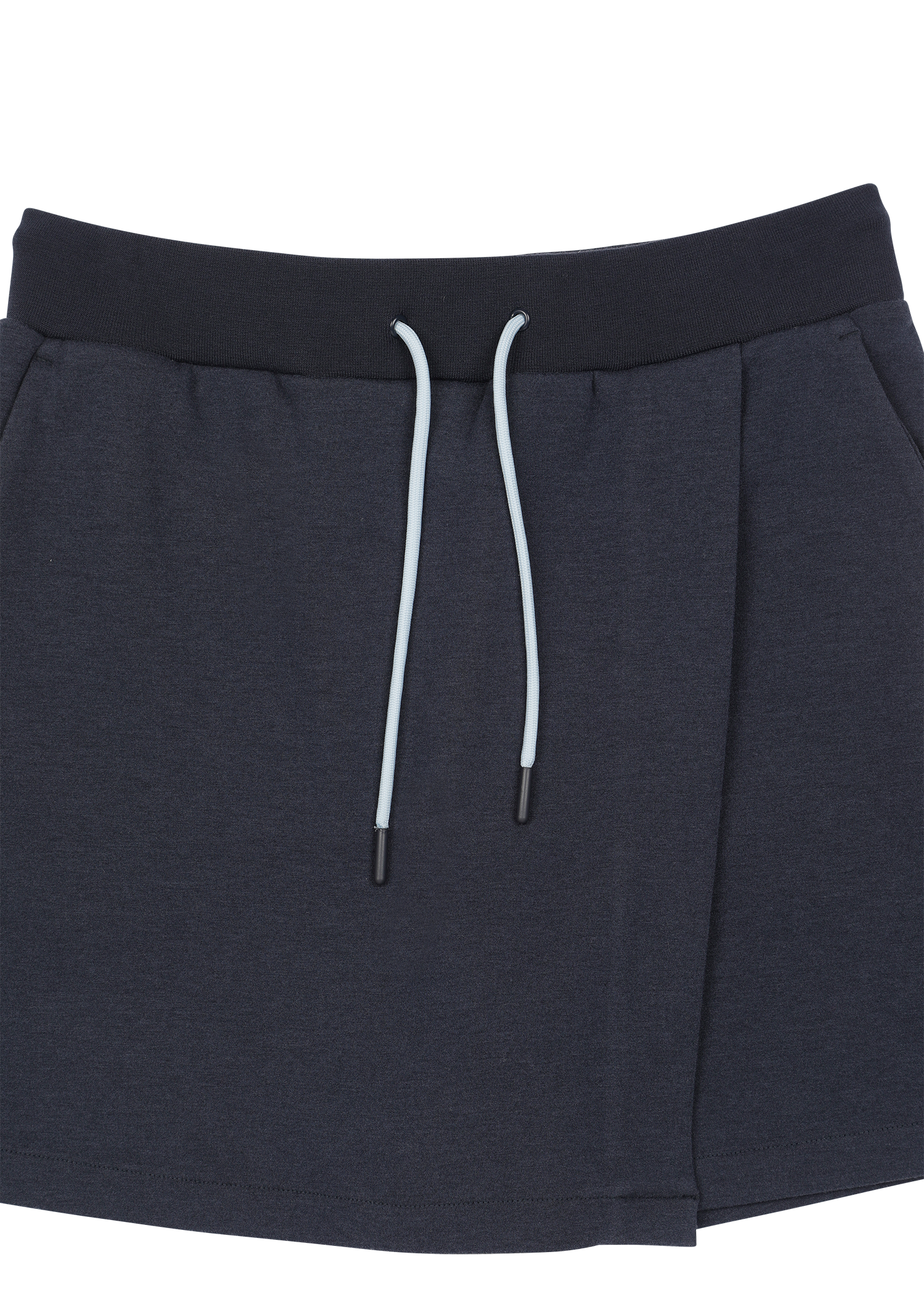 Wrap-over front panel for a clean layered look
Clean waistband with a basic drawstring
Relaxed silhouette for easy movement.