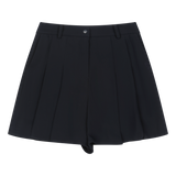Blade Pleats Shorts | Women