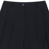 Blade Pleats Shorts | Women