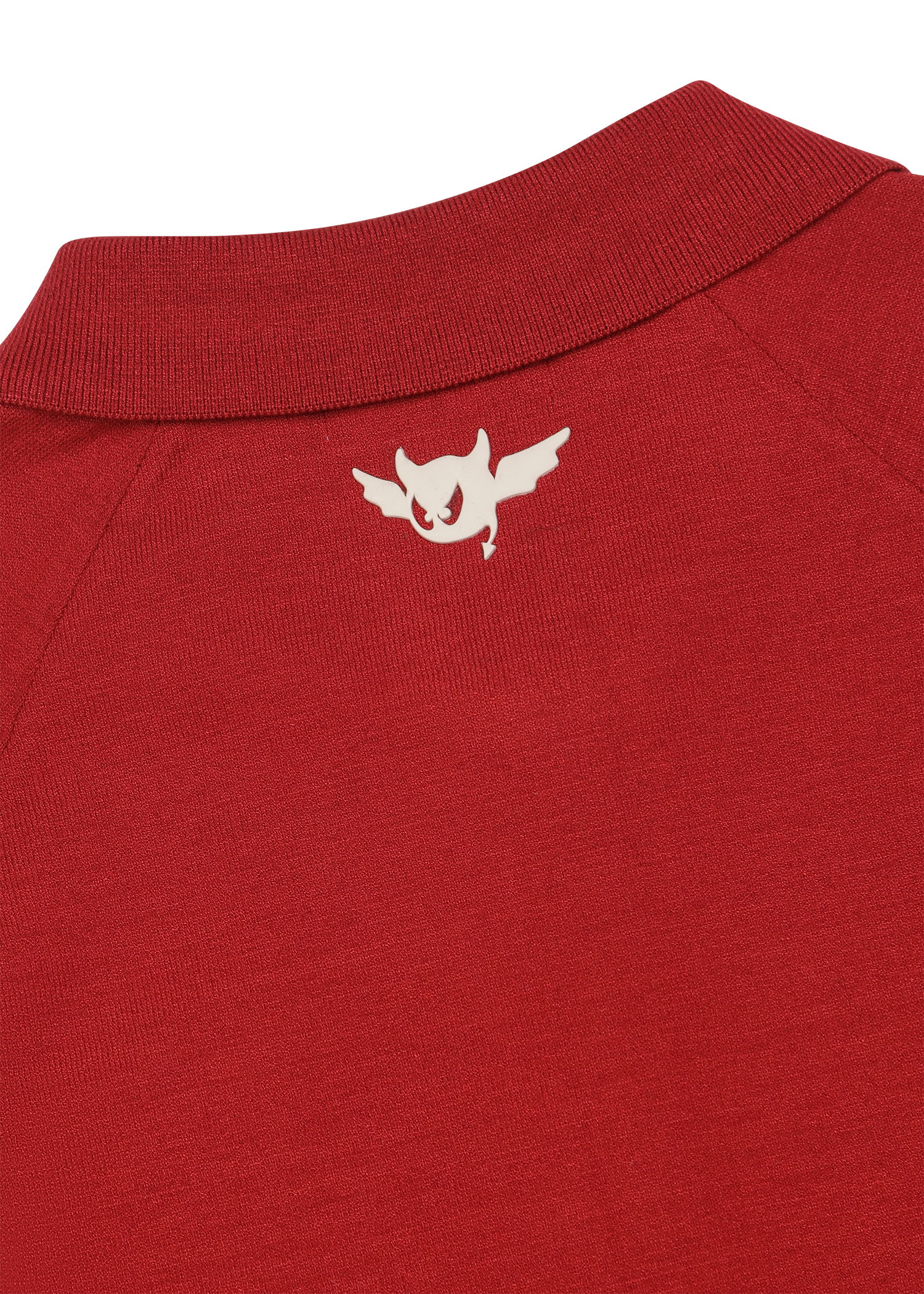 Soft knit polo with a slogan graphic
Front WAACKY logo detail
Comfortable texture with a casual WAAC mood