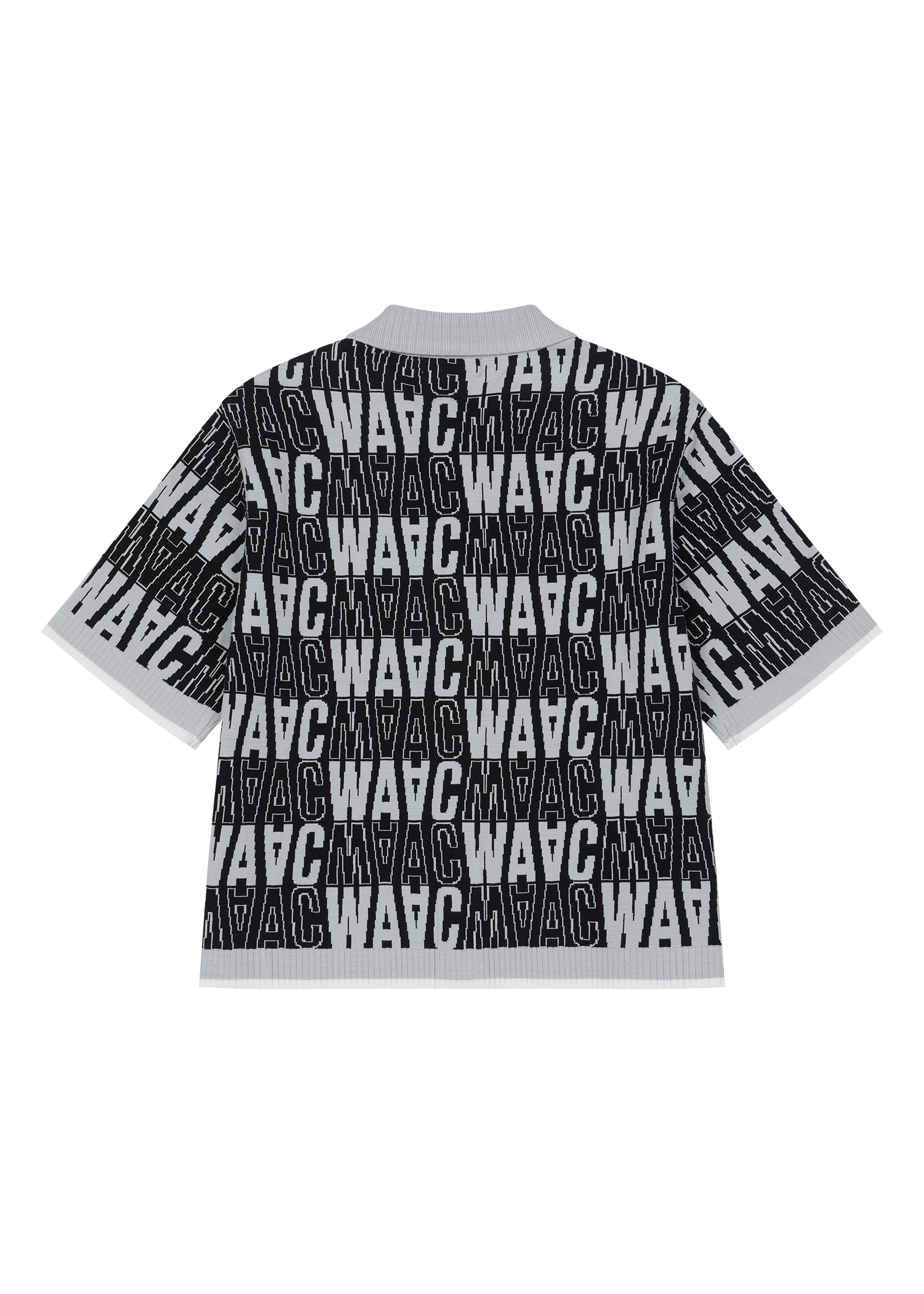 Short-sleeve cardigan with an all-over WAAC pattern
Contrast stripe trim at the cuffs and placket
Light knit texture for everyday wear