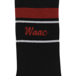 Color 3-pack Socks
Mid-length socks with contrast stripe detail
Simple logo lettering on the cuff
Comes as a three-color pack 