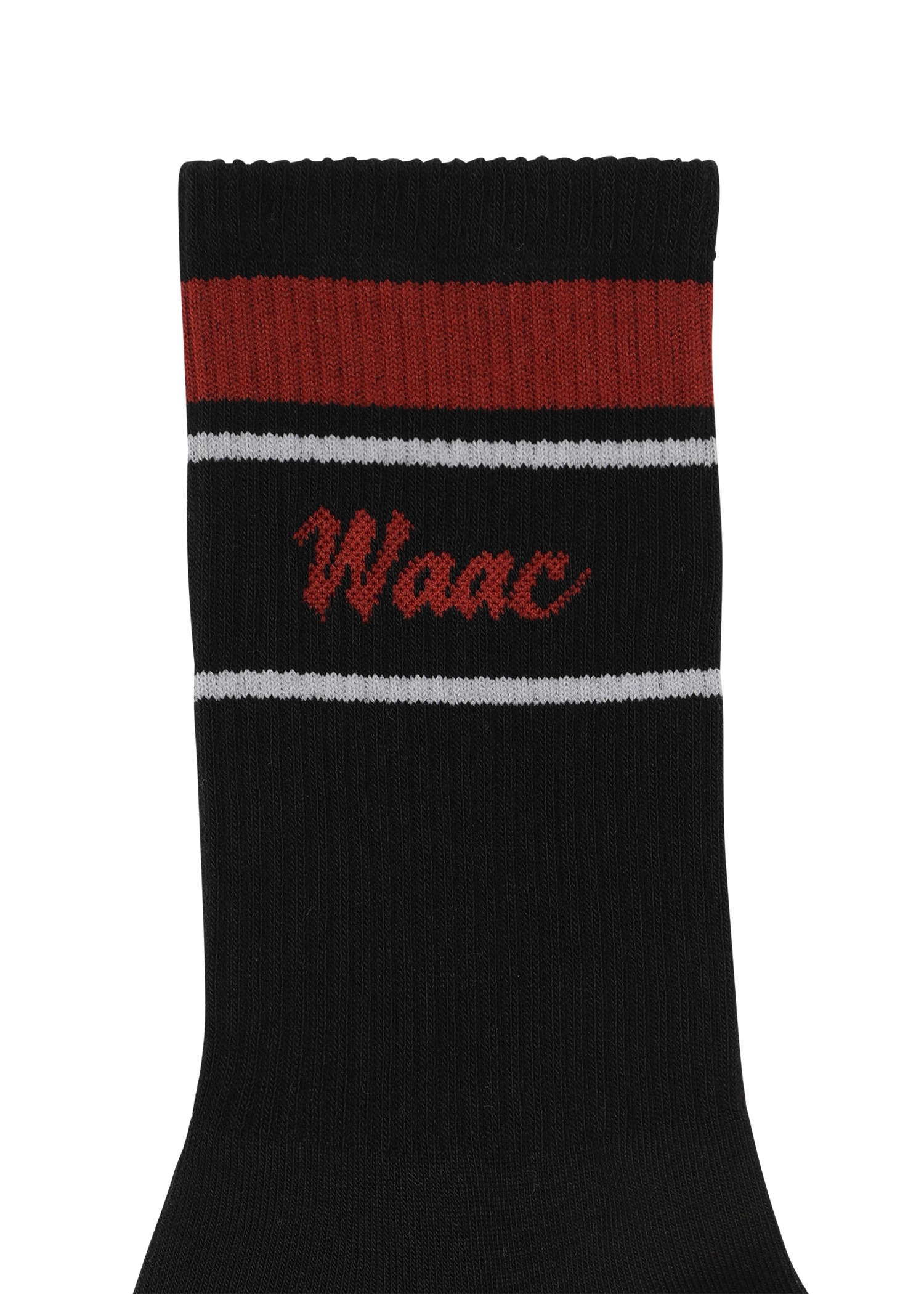 Color 3-pack Socks
Mid-length socks with contrast stripe detail
Simple logo lettering on the cuff
Comes as a three-color pack 