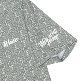 Lightweight stretch polo with a K monogram pattern
Front WAAC logo detail
Subtle sleeve graphic point
