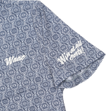 Lightweight stretch polo with a K monogram pattern
Front WAAC logo detail
Subtle sleeve graphic point