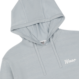 Soft hoodie sweater with a relaxed fit
Playful WAACKY flag graphic
Easy fit for everyday athletic wear